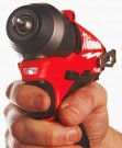 Milwaukee M12 CIW38-202C børsteløs muttertrekker sett (2x2Ah batterier) thumbnail