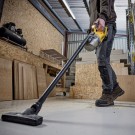 Dewalt DCV501LN 18V XR L-klasse håndholt støvsuger (kun kropp) med bæreveske thumbnail